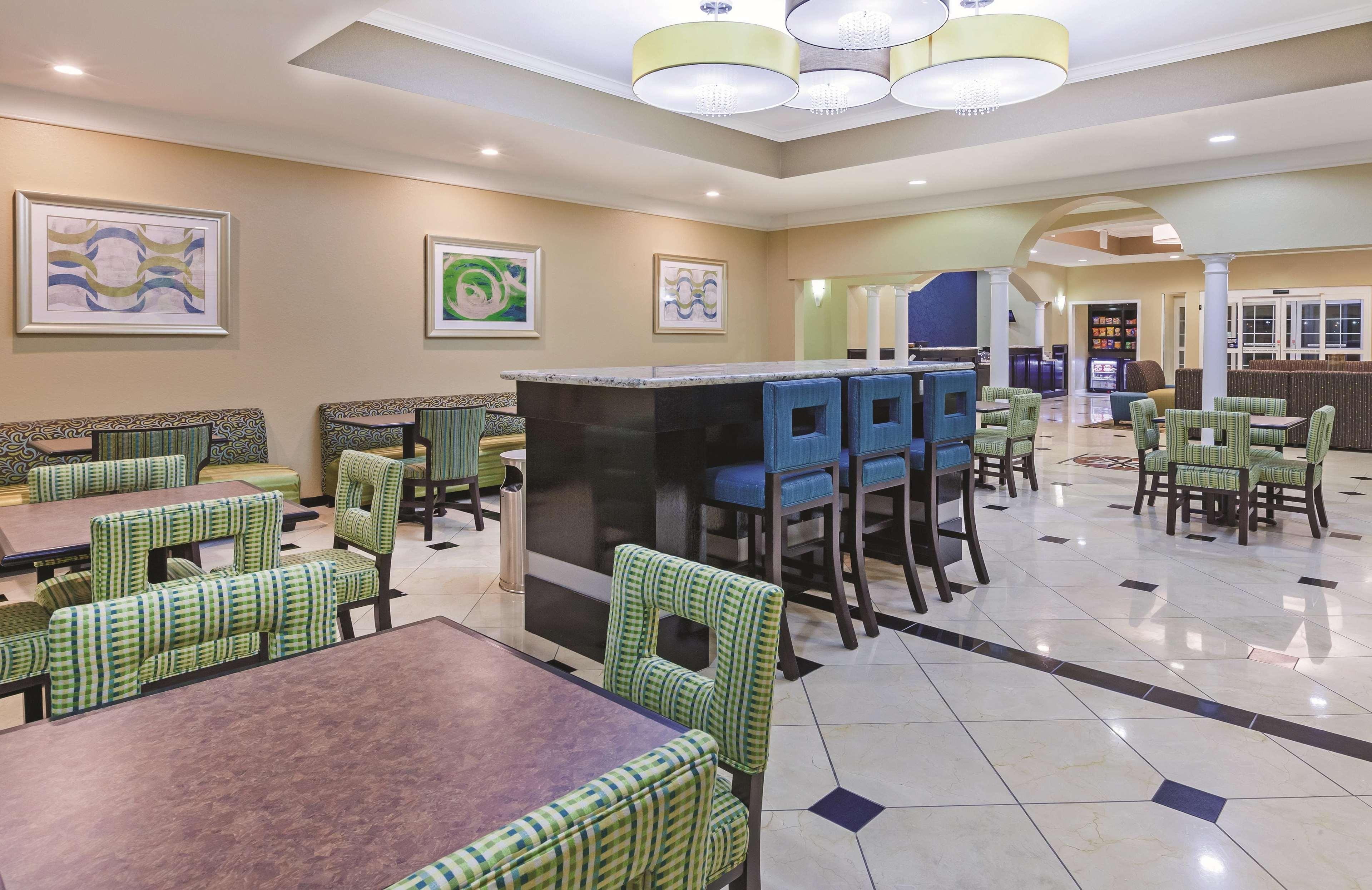 Hotel La Quinta By Wyndham Pearland Exterior foto